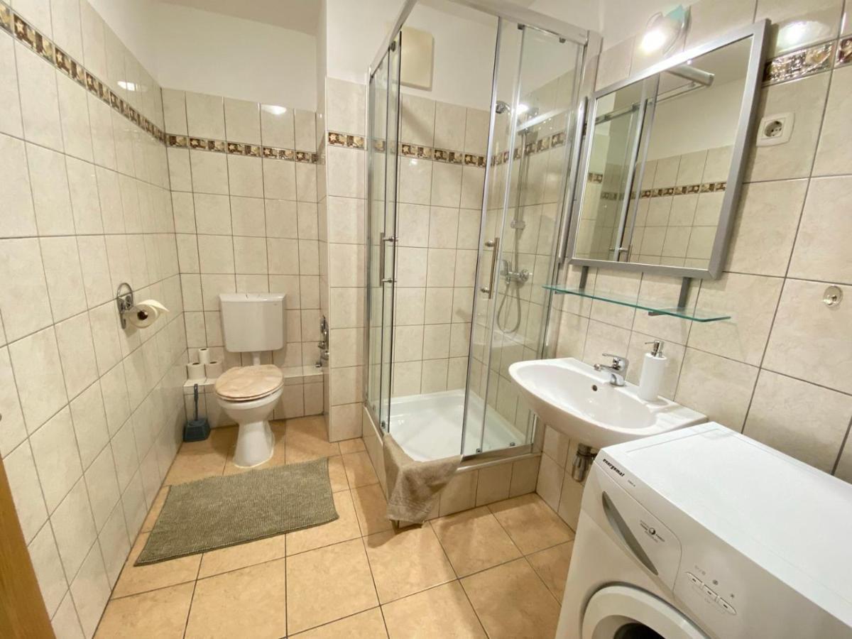 Orangehomes One Bedroom Design Apartment Budapest Esterno foto